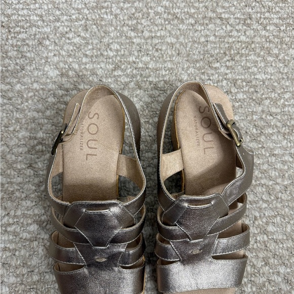 SOUL Naturalizer Sandals size 9 heeled - Picture 3 of 9